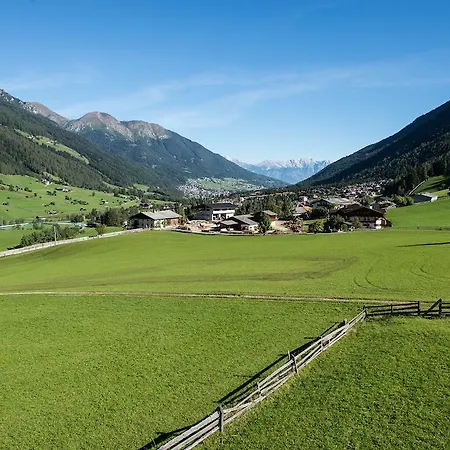Appartementhaus Pinnisblick Neustift im Stubaital Pokoj fotografie