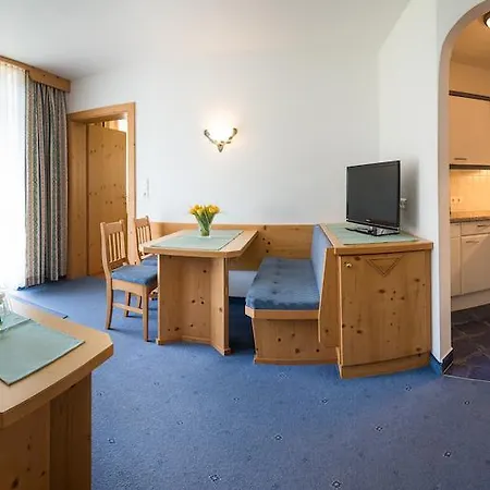 Appartementhaus Pinnisblick Neustift im Stubaital Pokoj fotografie